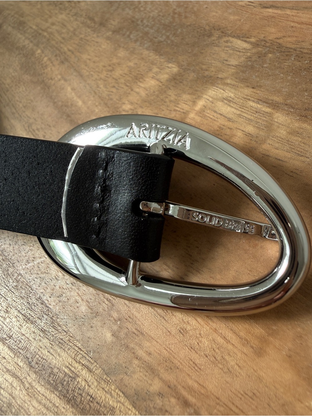 ARITZIA Perennial Smooth Black Leather Belt with Silver Oval Buckle Size Large - Picture 4 of 4